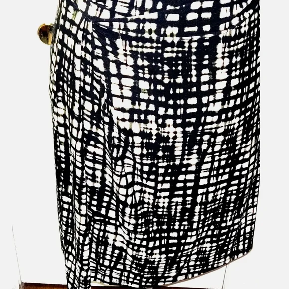 SLEEVELESS DRESS - Picture 5 of 7